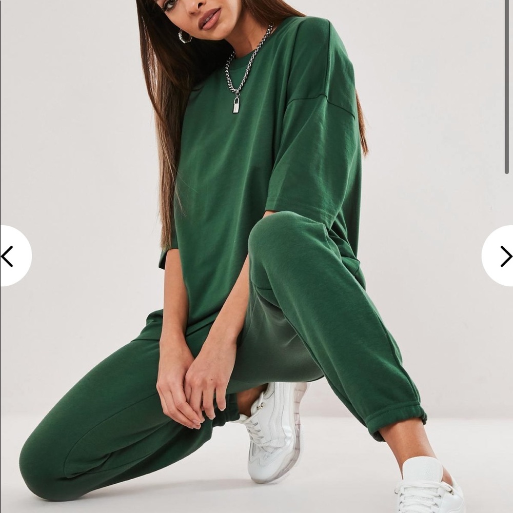 NWT Green T Shirt & Jogger Set